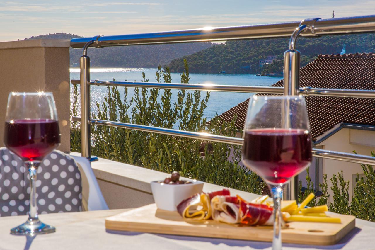 Maiv Residence - Family & Designer Suites Rogoznica  Esterno foto